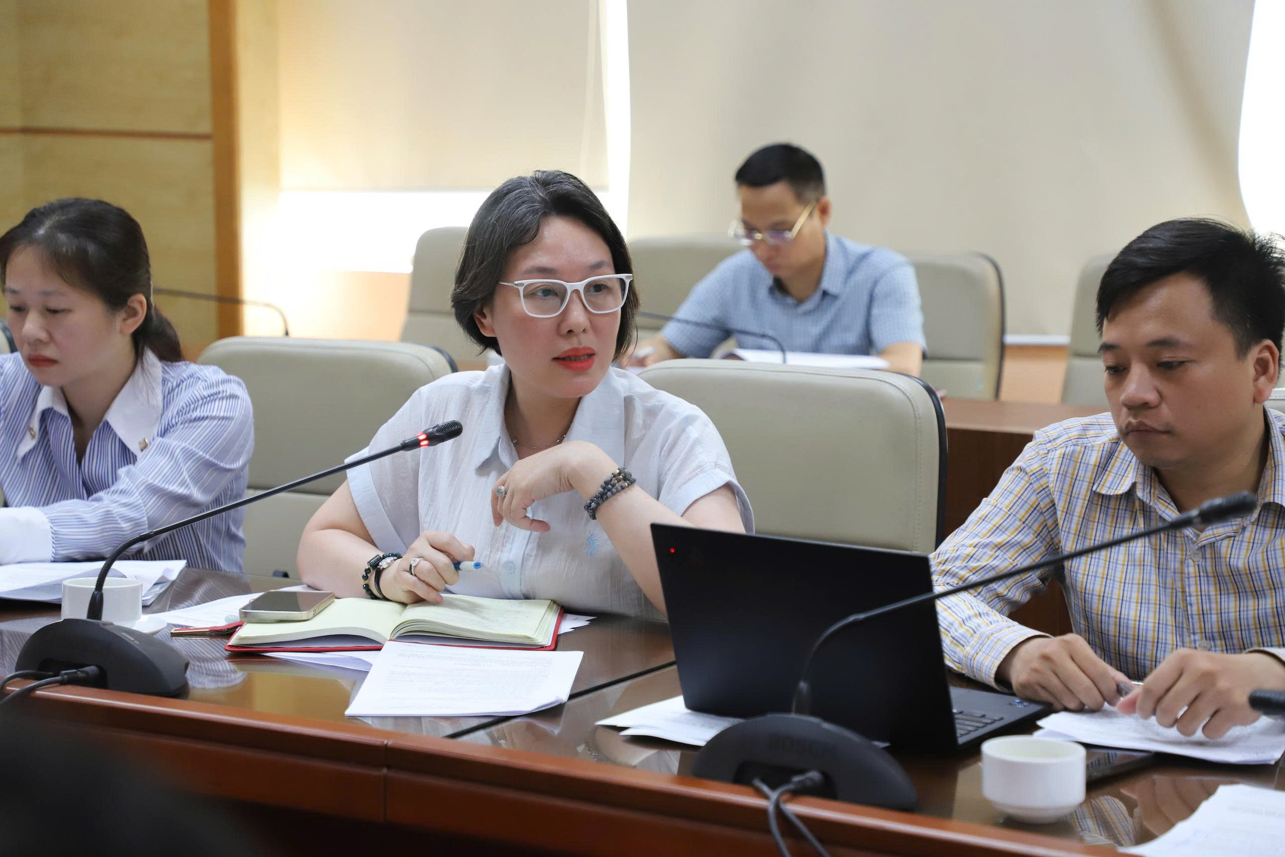 Thúc đẩy hoàn thiện hành lang pháp lý để triển khai chính sách về an toàn thực phẩm hiệu quả- Ảnh 4. Thúc đẩy hoàn thiện hành lang pháp lý để triển khai chính sách về an toàn thực phẩm hiệu quả- Ảnh 4.