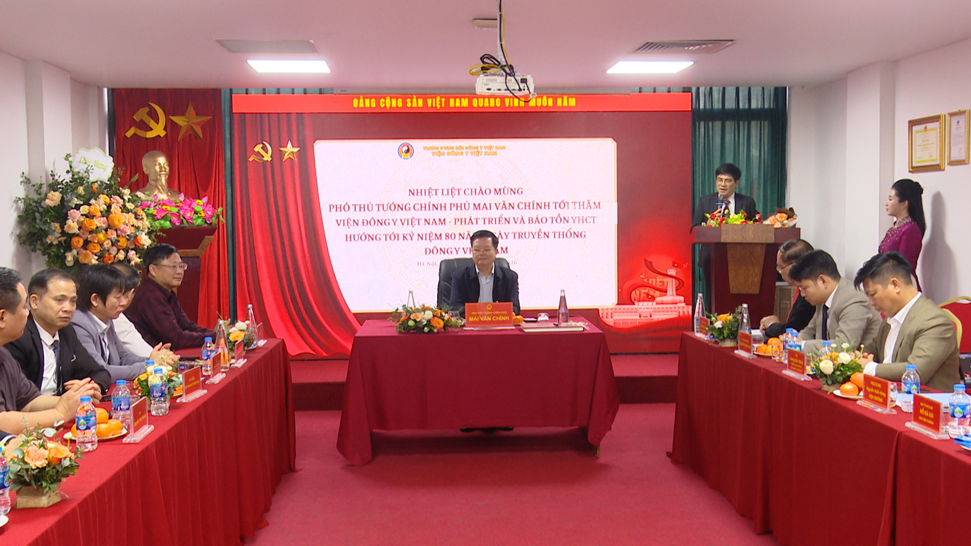 Thúc đẩy phát huy giá trị của nền y học cổ truyền theo tinh thần Nghị quyết 72- Ảnh 2. Thúc đẩy phát huy giá trị của nền y học cổ truyền theo tinh thần Nghị quyết 72- Ảnh 2.