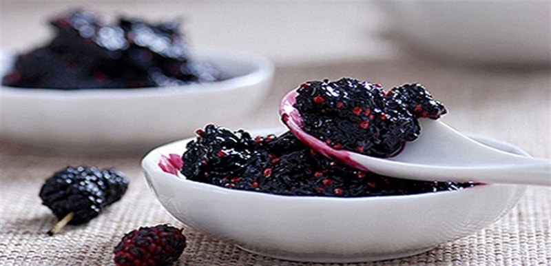 Cách dưỡng trắng da từ quả dâu tằm- Ảnh 1.