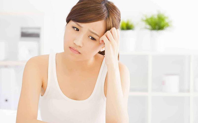 Triệu chứng tiền mãn kinh từ tuổi 30 ít chị em chú ý