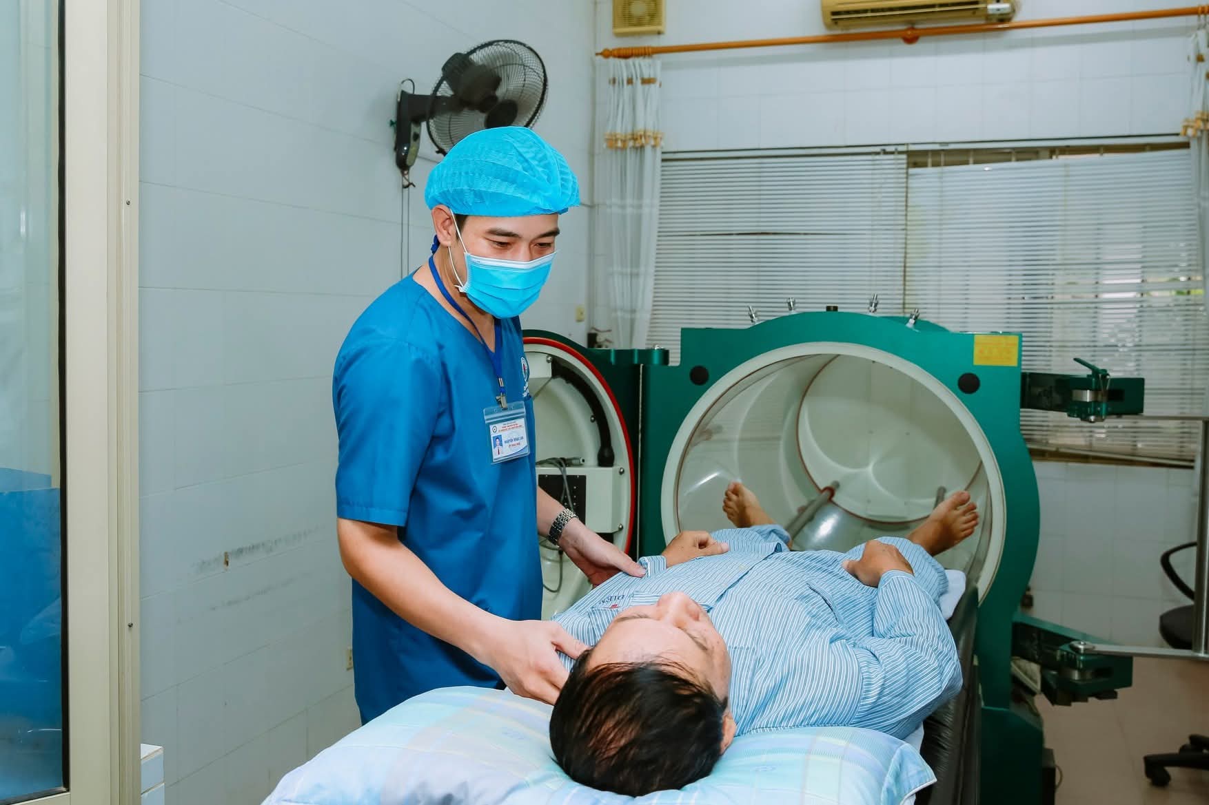 Già hóa nhanh, bệnh tật nhiều, người cao tuổi cần được chăm sóc thế nào?- Ảnh 2. Già hóa nhanh, bệnh tật nhiều, người cao tuổi cần được chăm sóc thế nào?- Ảnh 2.