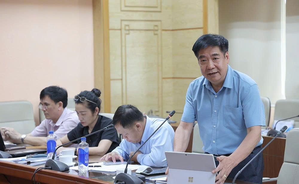 Các đơn vị khối phòng bệnh tiếp tục đẩy mạnh giám sát, phòng ngừa dịch bệnh hiệu quả- Ảnh 7. Các đơn vị khối phòng bệnh tiếp tục đẩy mạnh giám sát, phòng ngừa dịch bệnh hiệu quả- Ảnh 7.