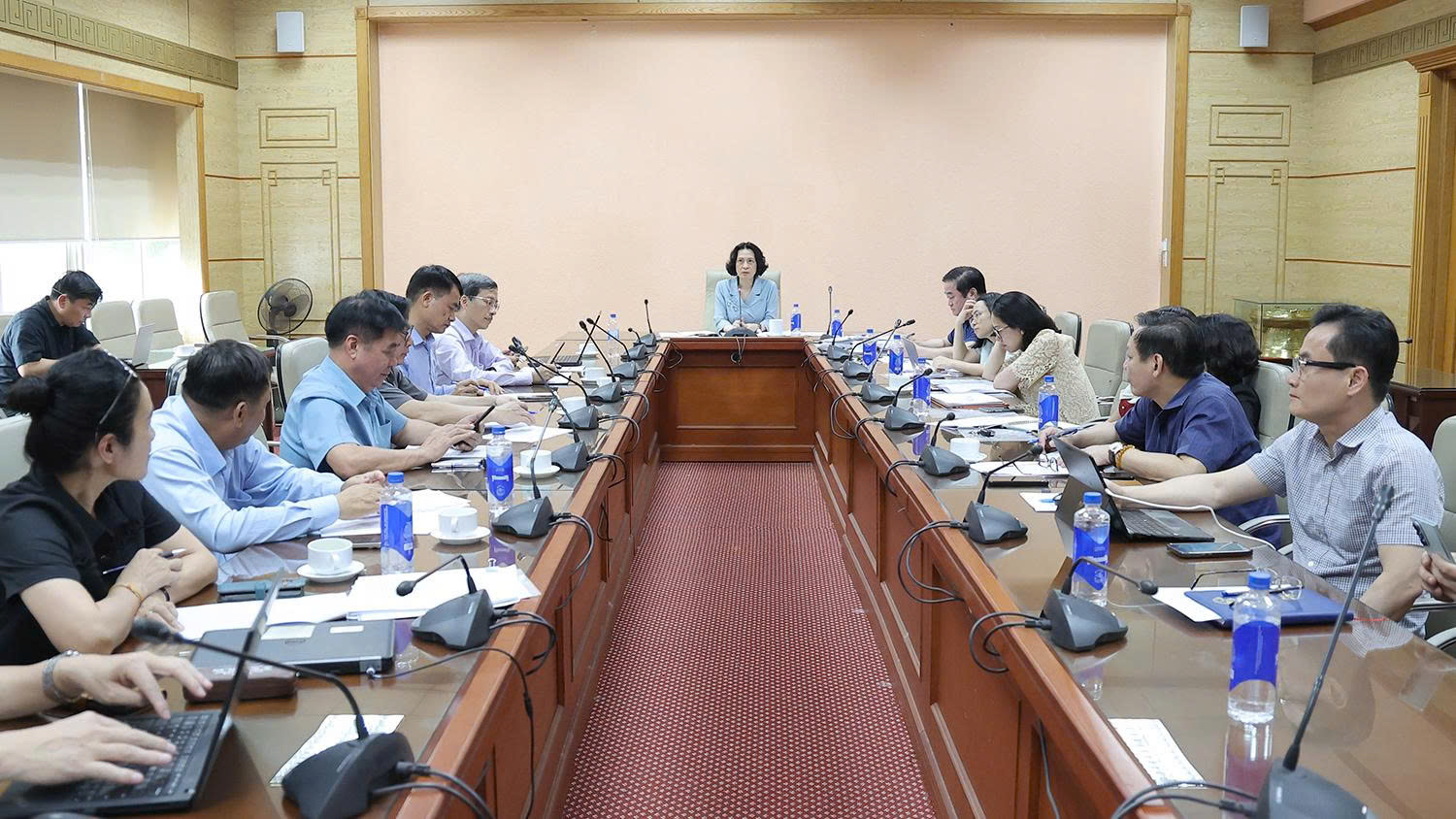Các đơn vị khối phòng bệnh tiếp tục đẩy mạnh giám sát, phòng ngừa dịch bệnh hiệu quả- Ảnh 9. Các đơn vị khối phòng bệnh tiếp tục đẩy mạnh giám sát, phòng ngừa dịch bệnh hiệu quả- Ảnh 9.