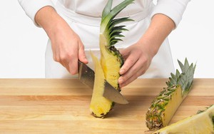 Ăn dứa sau bữa ăn có giúp hạn chế tích mỡ?- Ảnh 2. Lý do bạn không nên bỏ phí lõi dứa