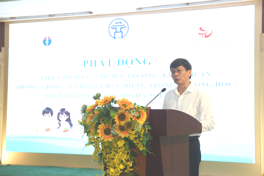 Bệnh tay chân miệng xuất hiện ở 126 xã, phường, Hà Nội kích hoạt chiến dịch phòng dịch trong trường học- Ảnh 2. Bệnh tay chân miệng xuất hiện ở 126 xã, phường, Hà Nội kích hoạt chiến dịch phòng dịch trong trường học- Ảnh 2.