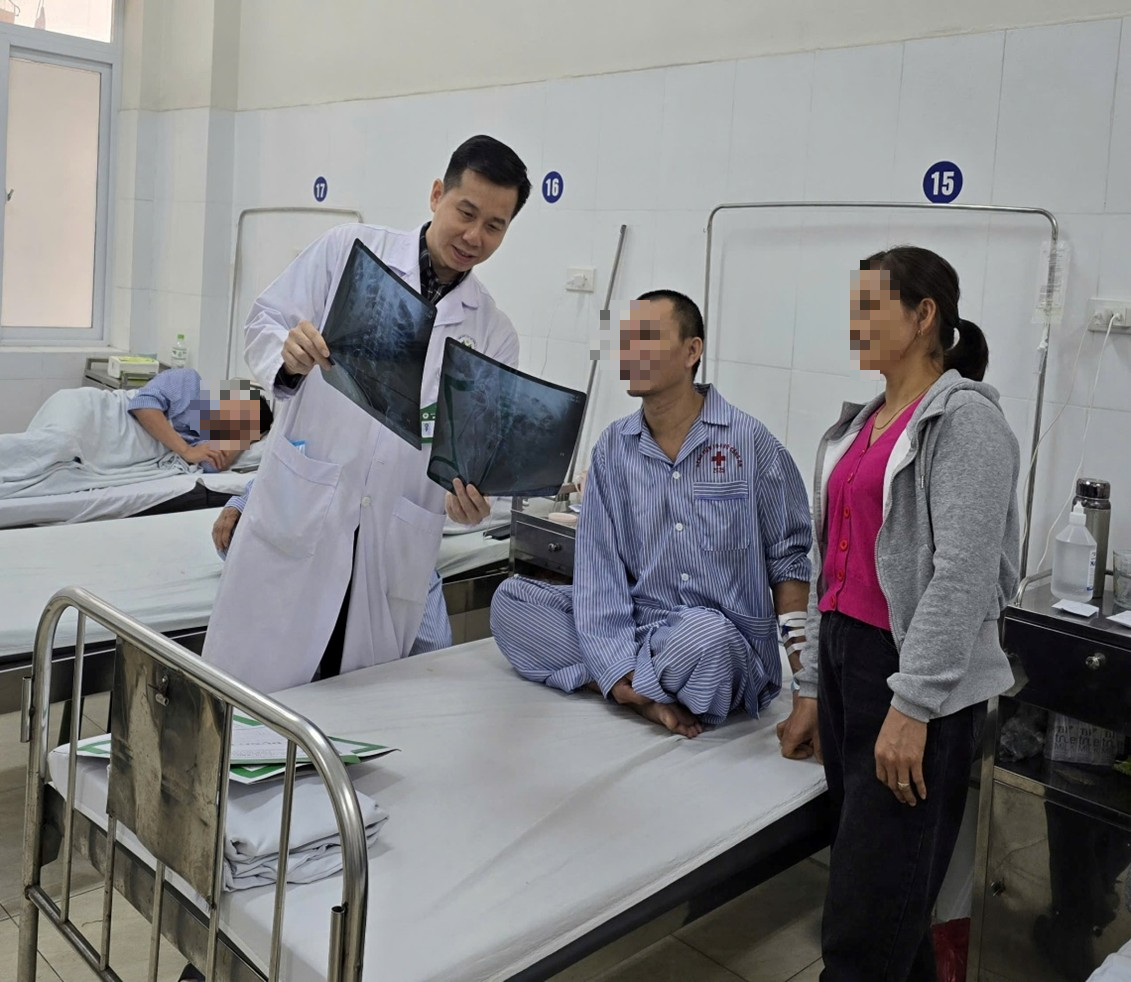Cách tán sỏi thận không sẹo mổ- Ảnh 1. Cách tán sỏi thận không sẹo mổ- Ảnh 1.