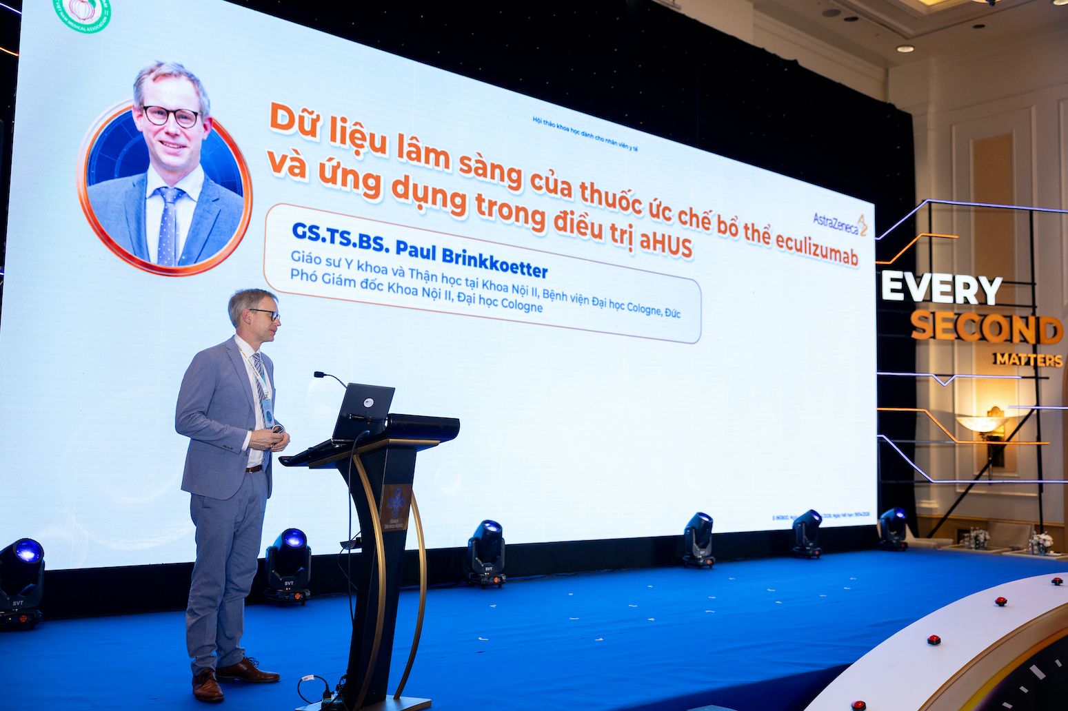 aHUS - bệnh hiếm nhưng nguy hiểm, bỏ lỡ 'thời gian vàng' có thể mất thận, nguy cơ tử vong- Ảnh 2. aHUS - bệnh hiếm nhưng nguy hiểm, bỏ lỡ 'thời gian vàng' có thể mất thận, nguy cơ tử vong- Ảnh 2.