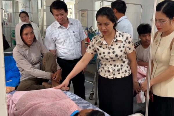 Thông tin mới vụ nghi ngộ độc sau khi ăn bánh mì khiến hàng chục người nhập viện