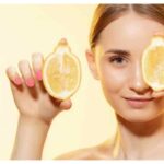 Bí quyết pha và chọn thời điểm uống nước chanh mật ong cho làn da sáng mịn