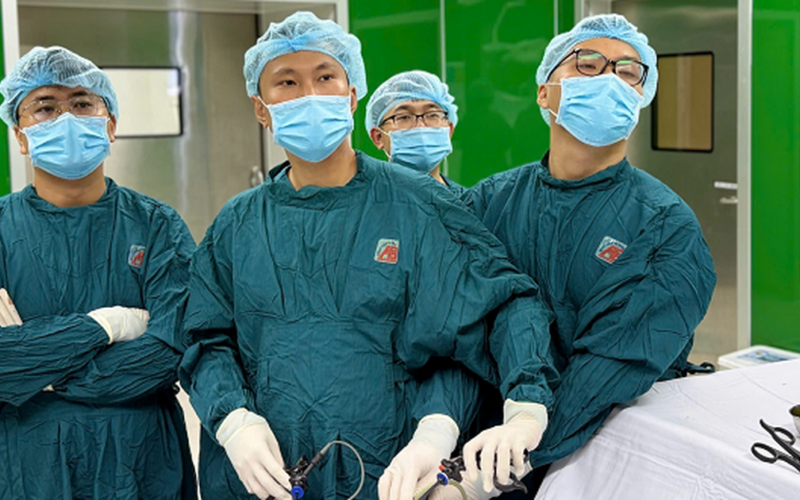 Đau lưng coi chừng ung thư thận giai đoạn sớm