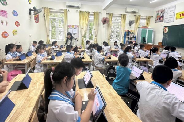 ‘Lớp học thông minh’ gây xôn xao Hà Tĩnh, Hiệu trưởng nói gì?