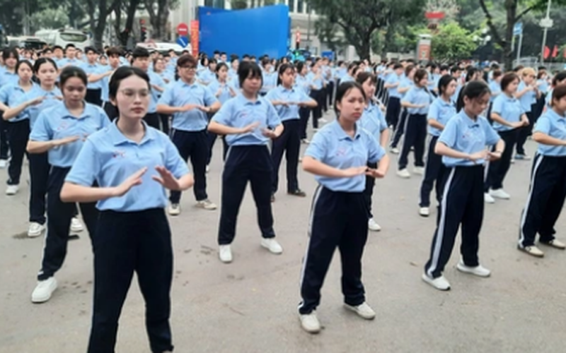 Ca khúc lan tỏa phong trào tập dưỡng sinh trên cả nước