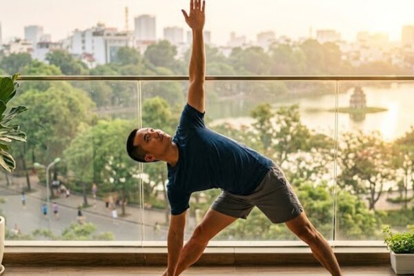 Đi bộ hay kéo giãn buổi sáng: Cách nào tốt hơn cho khớp?