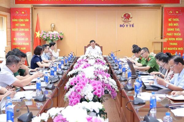 Đề xuất mô hình tổ chức quản lý nhà nước về an toàn thực phẩm theo từng cấp, thống nhất một đầu mối