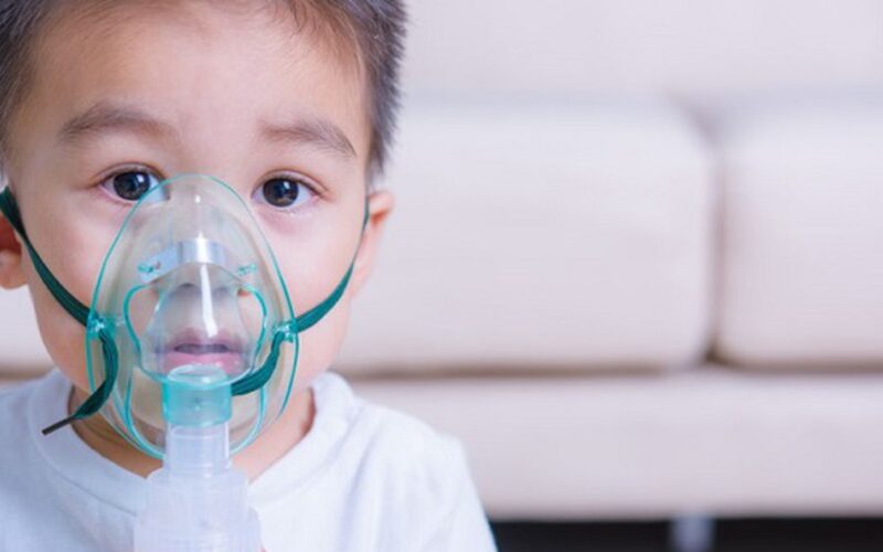 7 cách chăm sóc trẻ bị viêm phế quản tại nhà giúp nhanh hồi phục