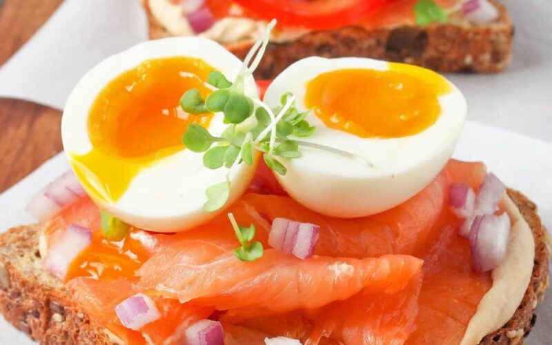 Mùa ôn thi: 2 thực phẩm tốt nhất trong bữa sáng giúp cải thiện trí nhớ cho học sinh