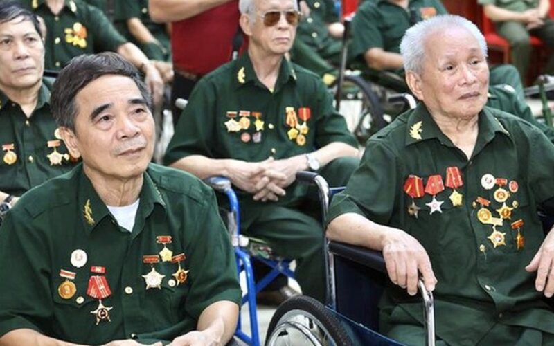 Thông qua đề xuất sửa đổi Pháp lệnh Ưu đãi người có công với cách mạng
