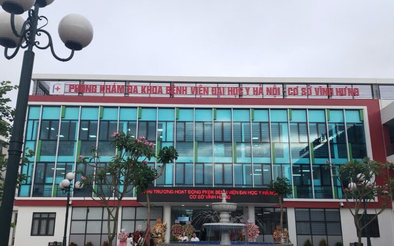 Bệnh viện Đại học Y Hà Nội khai trương phòng khám chất lượng cao tại Trạm Y tế