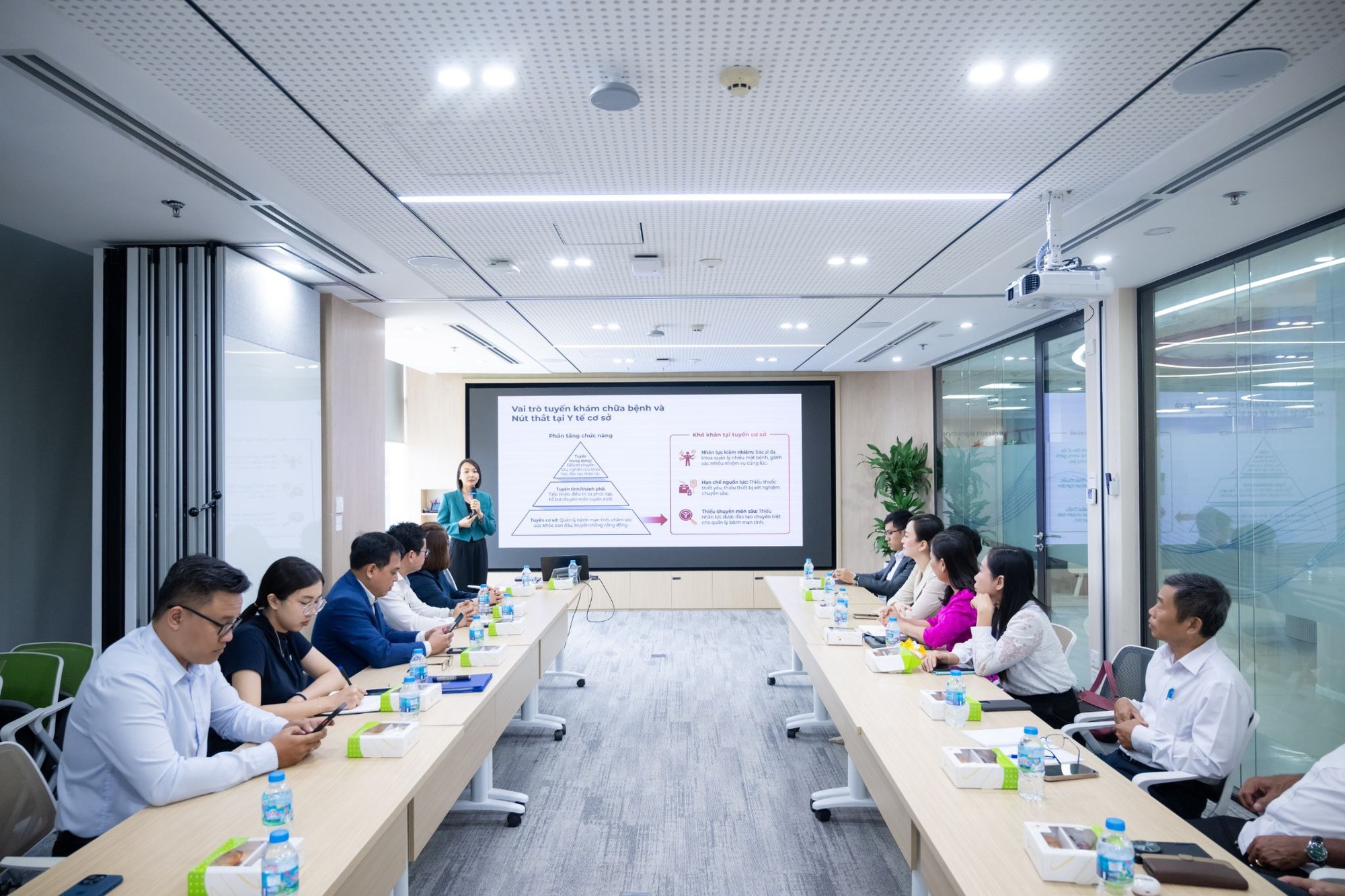 photo-1779710453190-17797104534632023586287 VAMBRA và Servier ký kết Biên bản ghi nhớ hợp tác thúc đẩy đổi mới số trong quản lý tăng huyết áp và đái tháo đường tại Việt Nam- Ảnh 4.