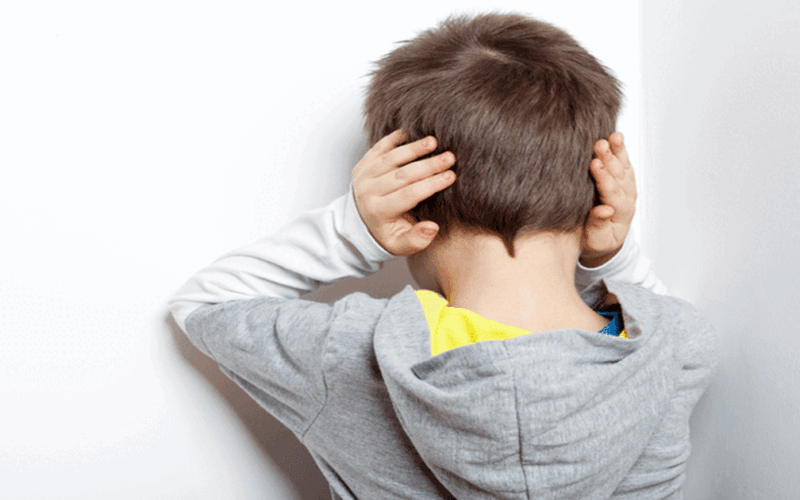 Bộ Y tế hướng dẫn khám phát hiện nguy cơ trẻ tự kỷ qua 20 câu hỏi trắc nghiệm