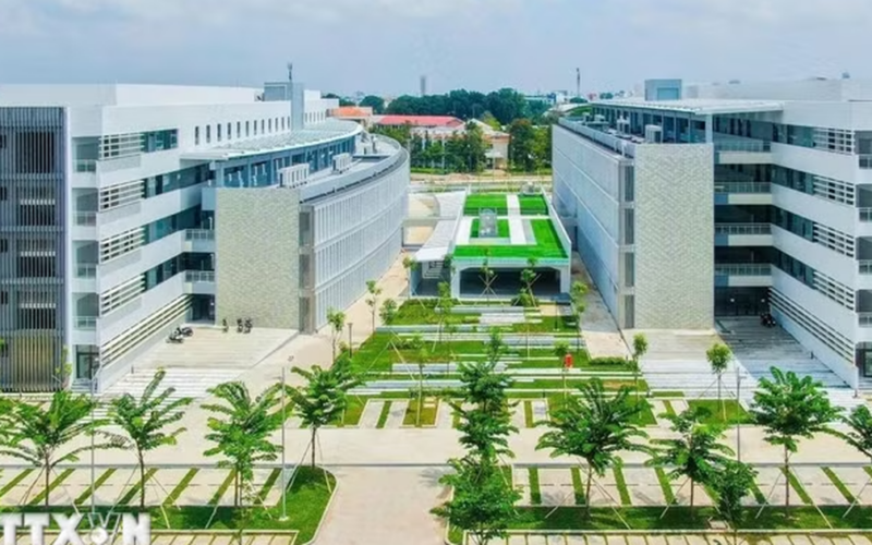 Thành lập phân hiệu, sáp nhập một số trường cao đẳng vào đại học