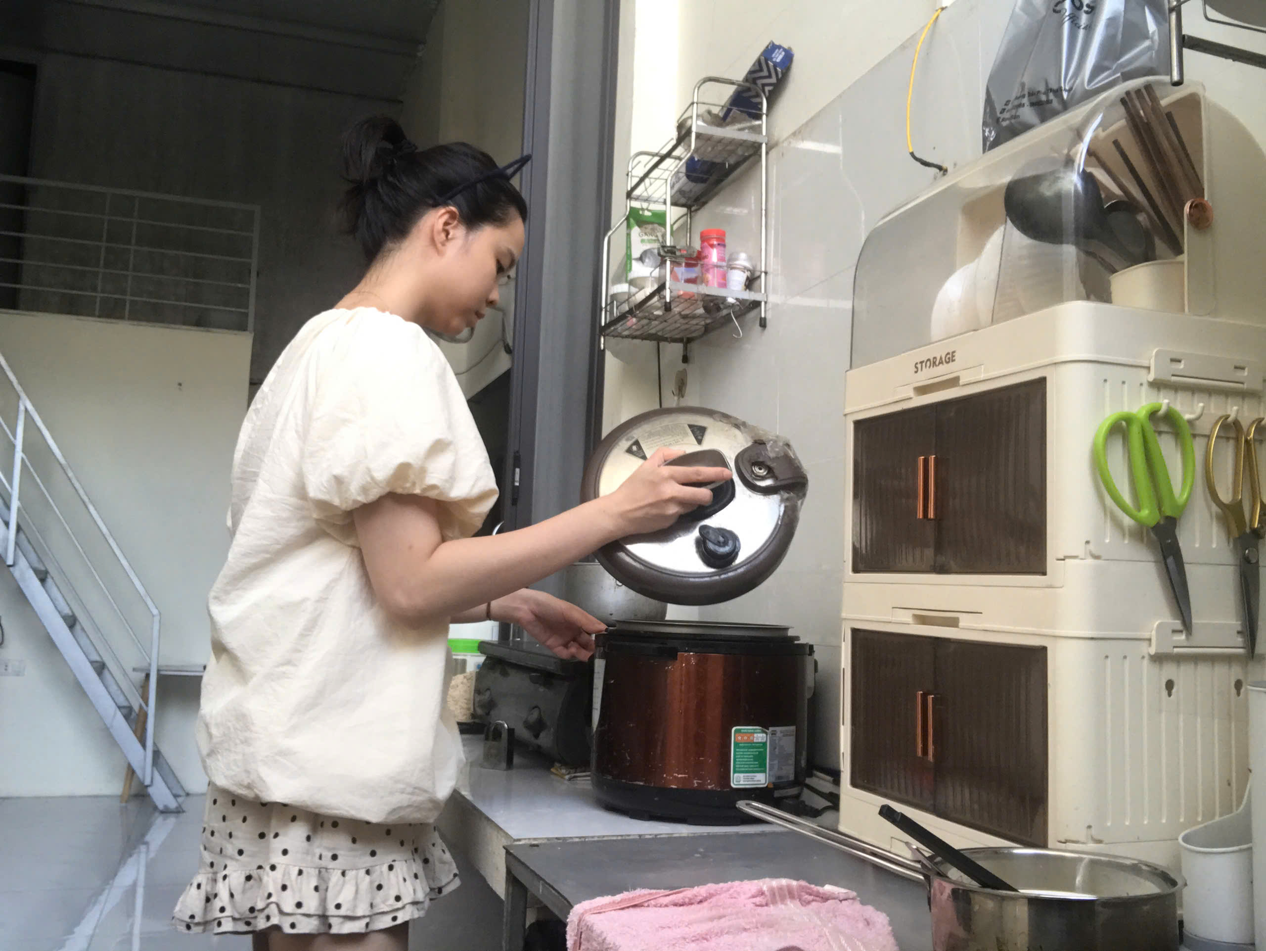 z78136306782979df5d12b10cd978284e660da69f9fd7a-17784835560591747528079 Chủ trọ thu tiền điện quá giá có thể bị phạt tới 30 triệu đồng: Người thuê mong chấm dứt cảnh 'gánh phí vô lý'- Ảnh 3.
