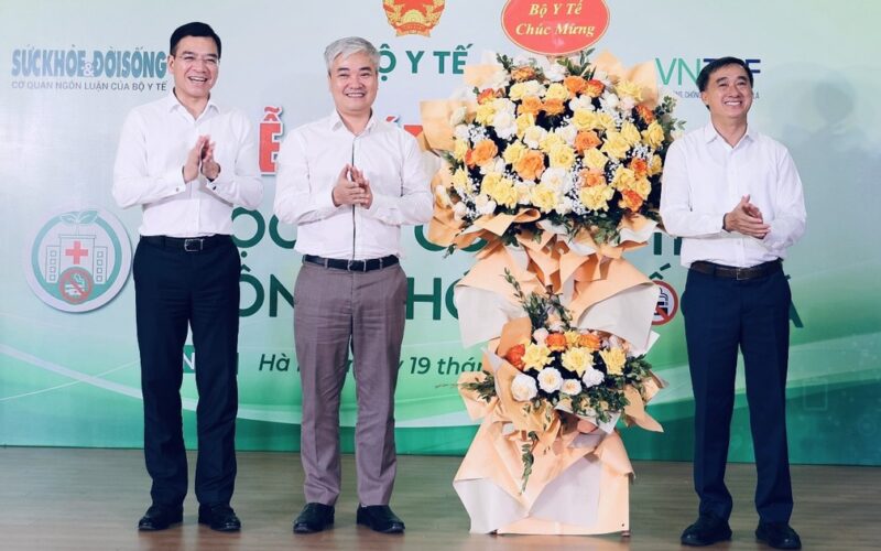 Phát động Cuộc thi “Cơ sở y tế không khói thuốc lá” lần II
