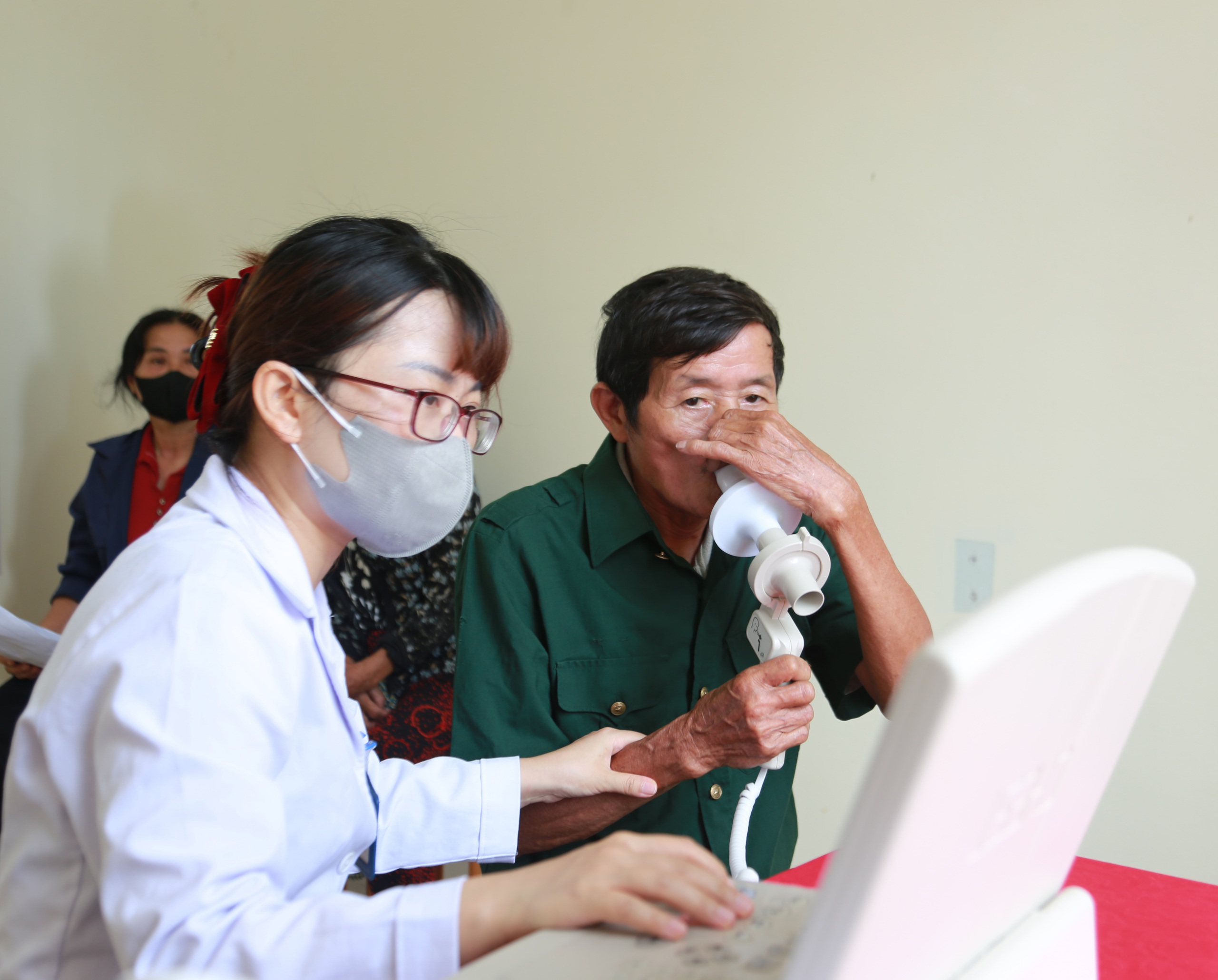 20260516091705-17789123549574138357 Bộ trưởng Đào Hồng Lan: Chăm sóc sức khỏe người dân từ sớm, từ xa và ngay tại cơ sở- Ảnh 13.