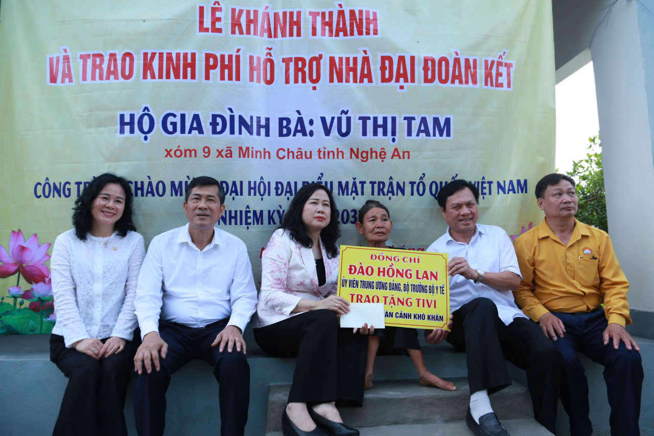 2aoboqwmddljrr4ssylimunbtefp7zi1wfhfvrck-17789157927121169372310 Bộ trưởng Đào Hồng Lan: Chăm sóc sức khỏe người dân từ sớm, từ xa và ngay tại cơ sở- Ảnh 16.