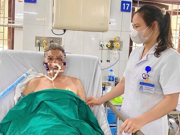 a-17793395695131701252320 Cứu sống người đàn ông 69 tuổi đuối nước nguy kịch- Ảnh 1.