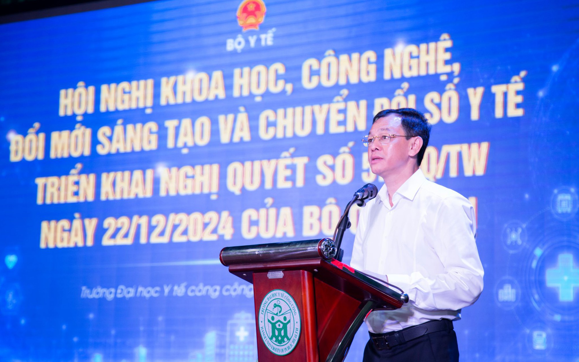 Tập trung hoàn thiện kết nối, đồng bộ dữ liệu quốc gia và chuyên ngành, tạo nền tảng cho chuyển đổi số y tế- Ảnh 9.