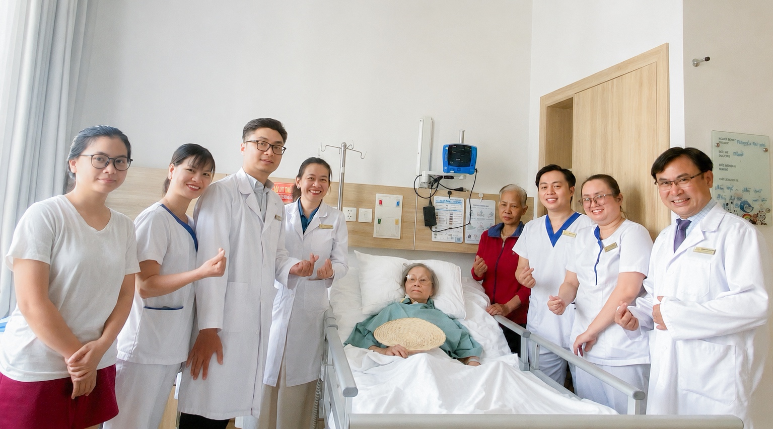 anh-1-1781059173917570026981 Vinmec Central Park cứu sống hai cụ bà U90 và U100 tuổi bị đột quỵ nhồi máu não nghiêm trọng- Ảnh 1.