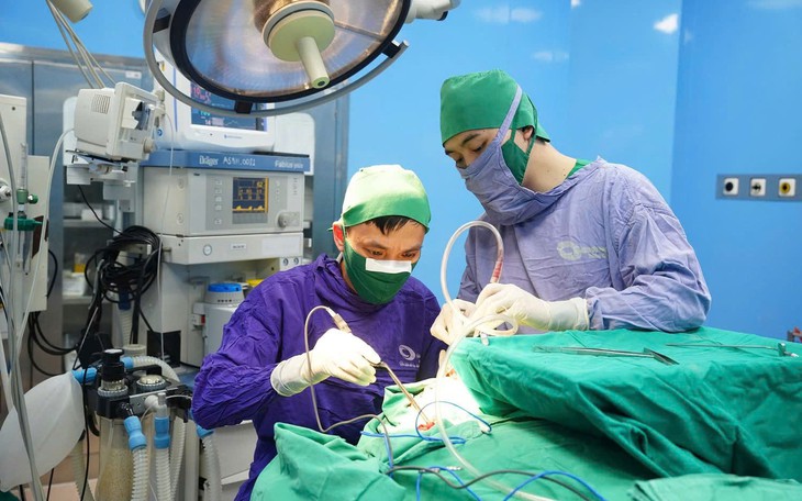 Cụ ông 74 tuổi thoát nguy cơ ung thư nhờ một lần khám sức khỏe định kỳ- Ảnh 3.
