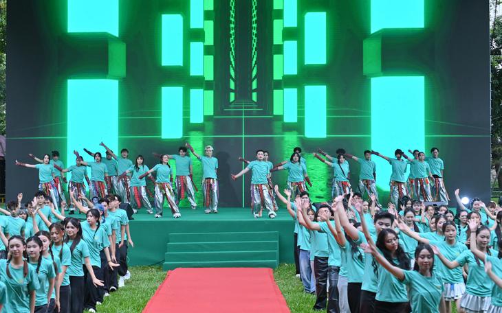 dsc0906-17799451649171524183442-0-0-1600-2560-crop-17804531640801556992735 Nhìn lại những khoảnh khắc ấn tượng tại Ngày Dinh dưỡng cộng đồng Việt Nam lần 6