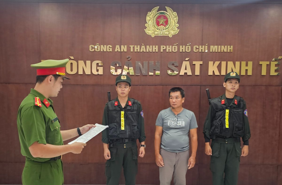 edit-cong-3-17793594600932081667532 Khởi tố chủ cơ sở nuôi nhốt trái phép công lục quý hiếm và nhiều động vật hoang dã ở TPHCM- Ảnh 3.
