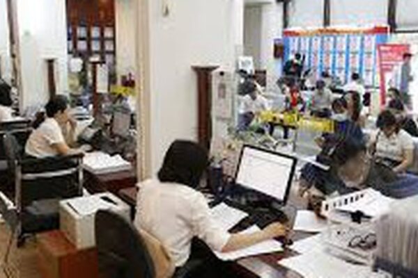 Hà Nội tiếp nhận 230 chỉ tiêu không chuyên trách cấp xã vào công chức