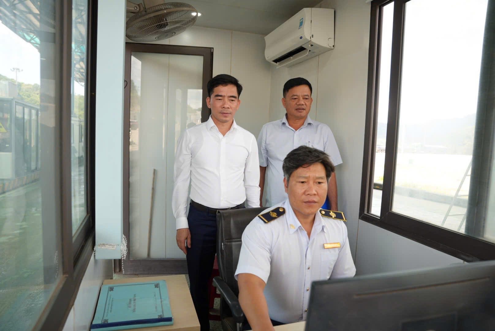 img9633-1779698072463334763730 Quảng Trị siết kiểm dịch ngăn chặn dịch Ebola qua biên giới- Ảnh 2.