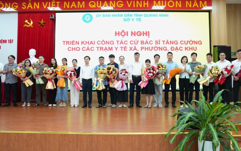 Quảng Ninh cử 113 bác sĩ tăng cường cho 39 trạm y tế xã, phường, đặc khu