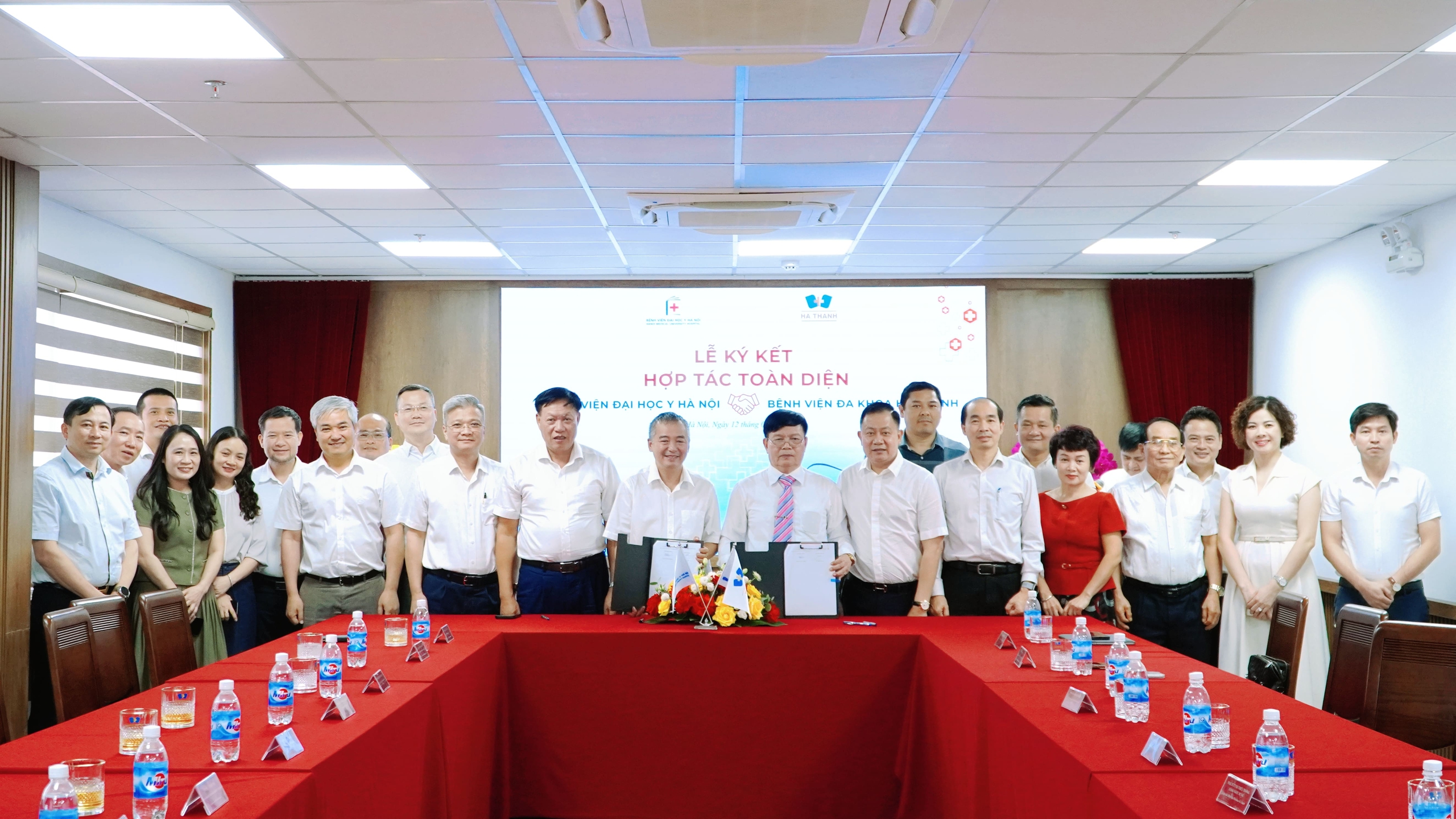 meitu20260612181307285-17816037353101156745077 Hợp tác chiến lược toàn diện: Tất cả vì người bệnh thân yêu- Ảnh 2.