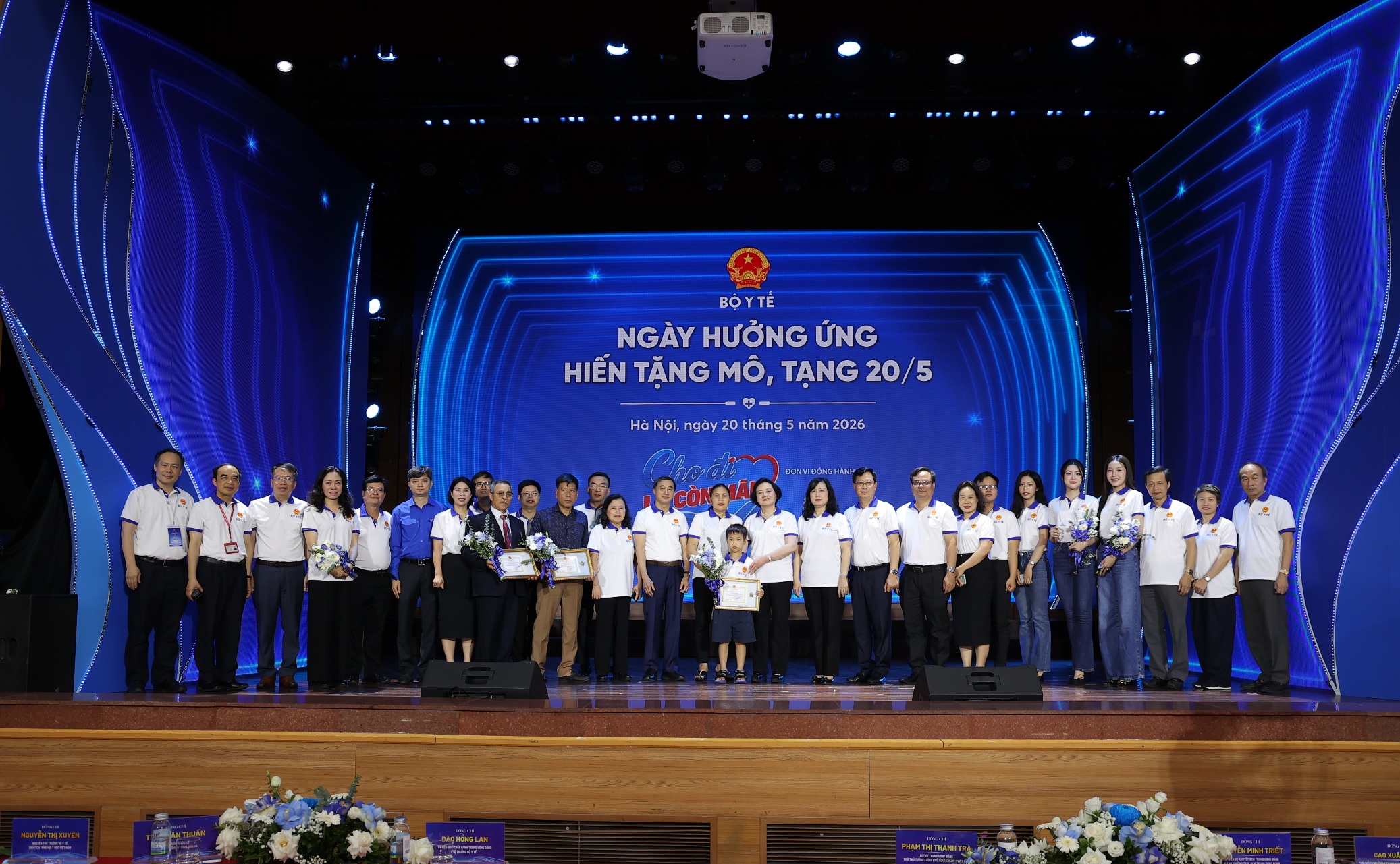 ptttt-17792586761251268098148 Phó Thủ tướng Phạm Thị Thanh Trà kêu gọi lan tỏa mạnh mẽ phong trào hiến mô, tạng- Ảnh 7.