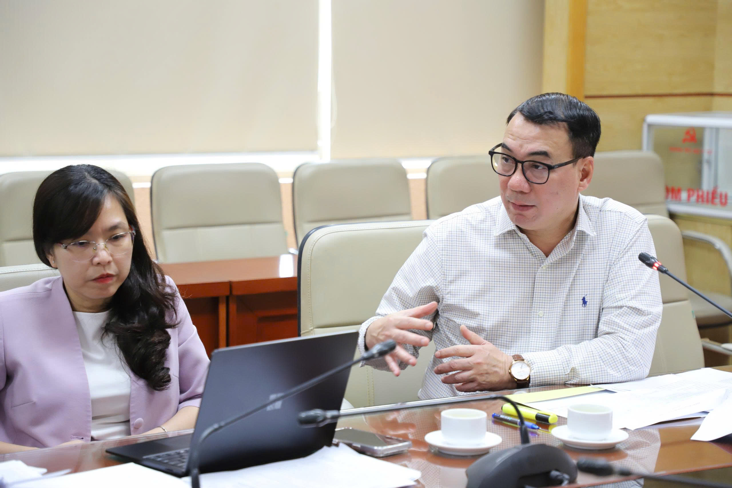 Thứ trưởng Nguyễn Tri Thức: Thúc đẩy ứng dụng các sáng kiến, đề tài khoa học vào điều trị thực tiễn- Ảnh 2.