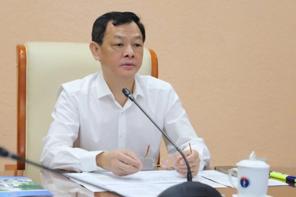 Thứ trưởng Nguyễn Tri Thức: Thúc đẩy ứng dụng các sáng kiến, đề tài khoa học vào điều trị thực tiễn