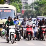 Những khung giờ nắng nóng nhất, cảnh báo người dân hạn chế ra đường