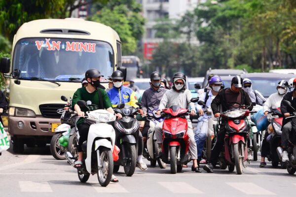 Những khung giờ nắng nóng nhất, cảnh báo người dân hạn chế ra đường