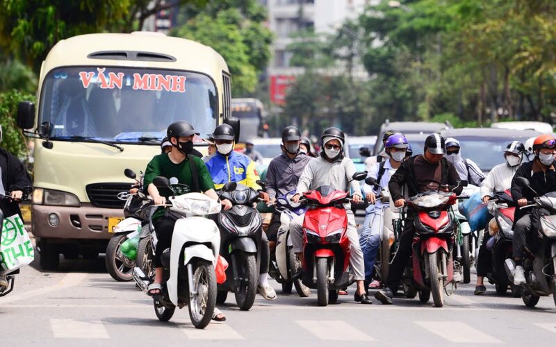 Những khung giờ nắng nóng nhất, cảnh báo người dân hạn chế ra đường