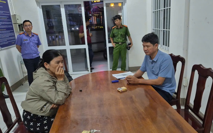 Khởi tố chủ cơ sở nuôi nhốt trái phép công lục quý hiếm và nhiều động vật hoang dã ở TPHCM- Ảnh 4.