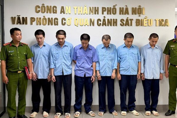 Phá đường dây buôn lậu khoảng 300kg vàng trị giá 1.200 tỷ đồng