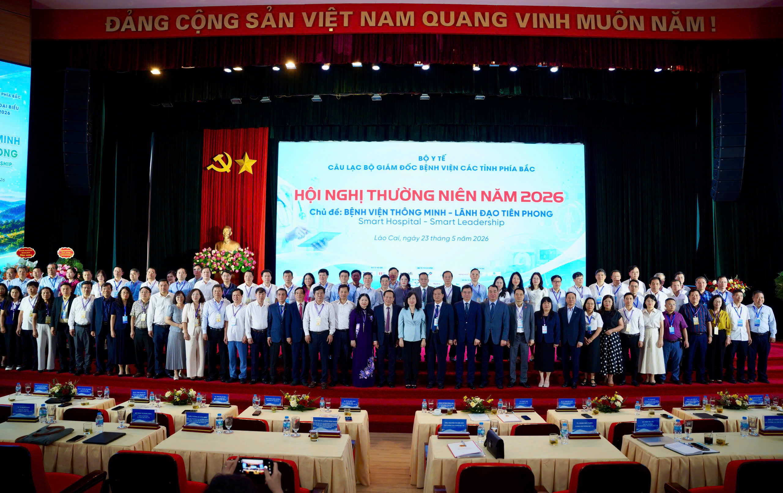 PGS.TS Đào Xuân Cơ: Công nghệ chỉ là công cụ, người bệnh mới là trung tâm - Ảnh 1.