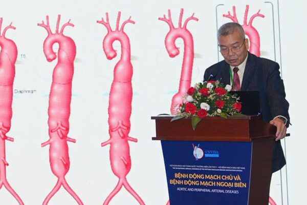 Phát triển nhiều kỹ thuật chuyên sâu trong điều trị bệnh lý mạch máu