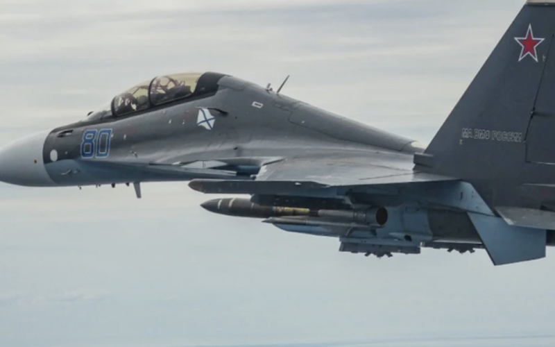 Tiêm kích Su-30SM2 Nga luyện đòn đánh sở chỉ huy và chiến hạm NATO